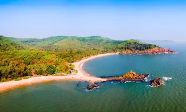 Offbeat Karnataka Heritage & Coastal Tour